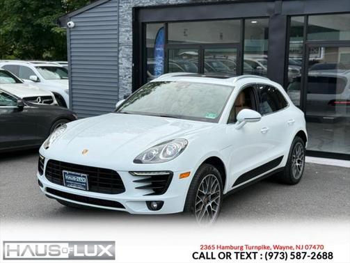 2017 Porsche Macan Base