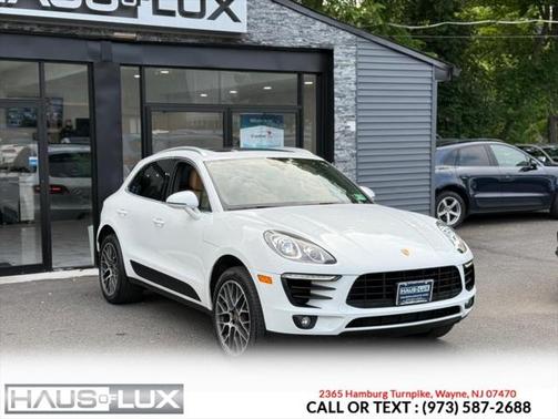 2017 Porsche Macan Base