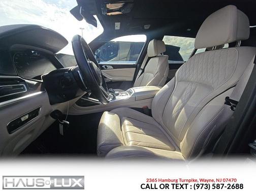 Arctic Gray Metallic 2020 BMW X7 M50i