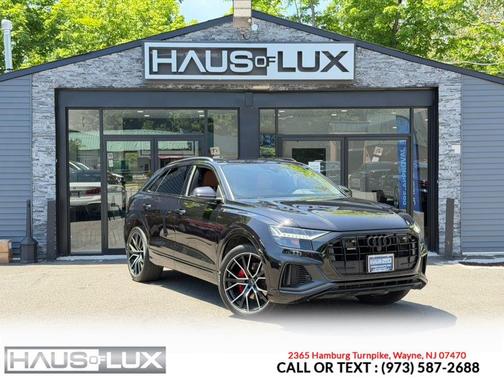 Orca Black Metallic 2020 Audi Q8 55 Prestige