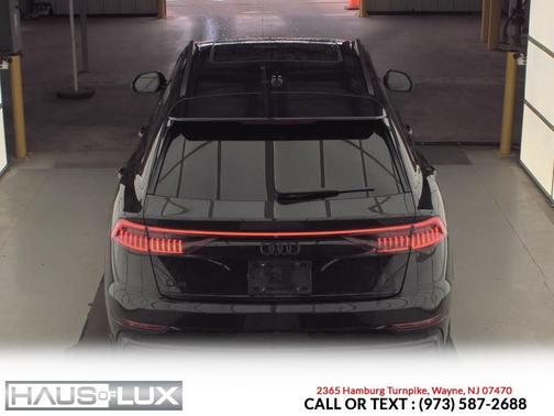 Orca Black Metallic 2020 Audi Q8 55 Prestige
