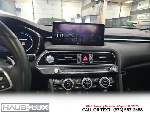 2023 Genesis G70 2.0T AWD