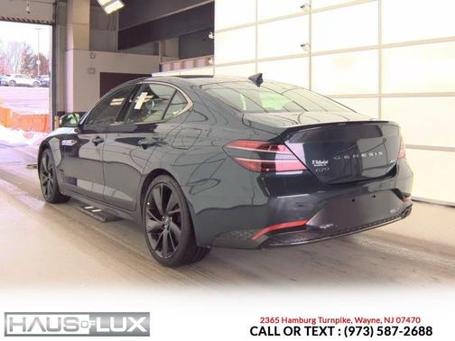 2023 Genesis G70 2.0T AWD