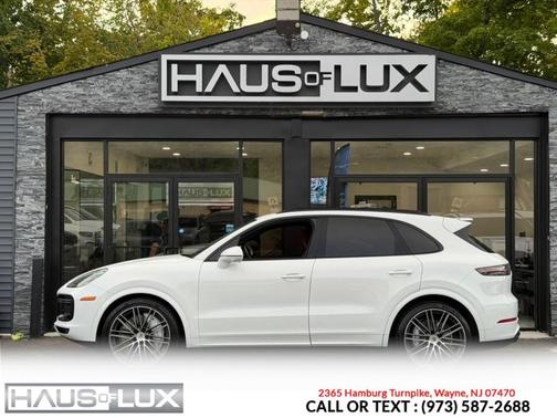 White 2021 Porsche Cayenne Turbo