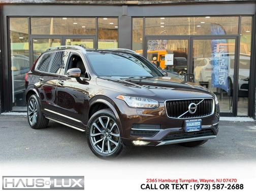 2018 Volvo XC90 T6 Momentum