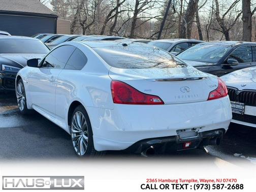 2014 INFINITI Q60 Base