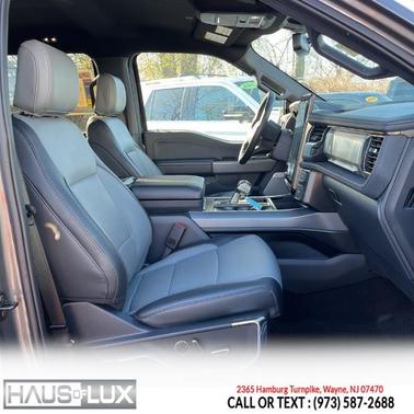 2022 Ford F-150 Lightning LARIAT