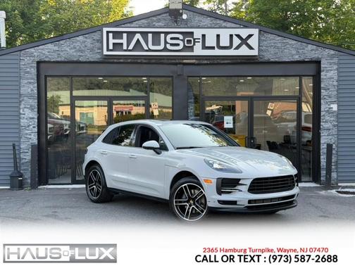 Chalk 2019 Porsche Macan Macan