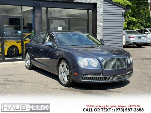 Blue 2015 Bentley Flying Spur Base