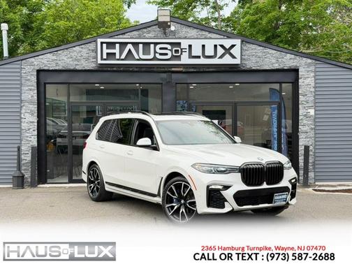 Mineral White Metallic 2021 BMW X7 xDrive40i