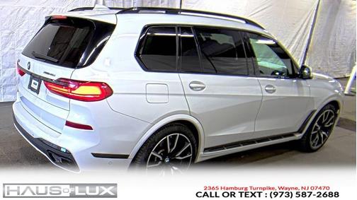 Mineral White Metallic 2021 BMW X7 xDrive40i
