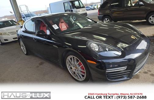2016 Porsche Panamera GTS