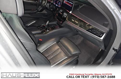 2022 BMW M550 i Xdrive