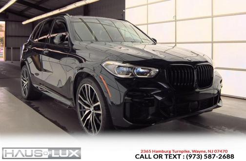 Black 2022 BMW X5 xDrive40i