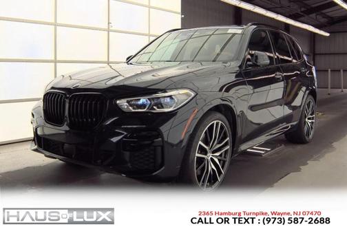Black 2022 BMW X5 xDrive40i