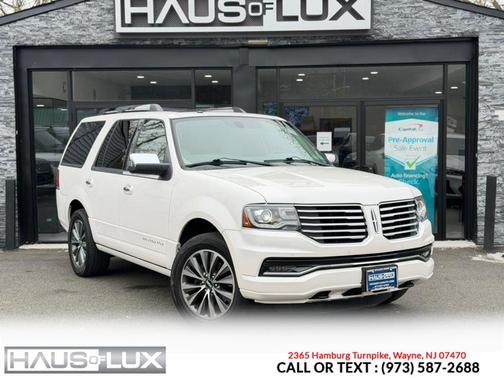 2017 Lincoln Navigator Select