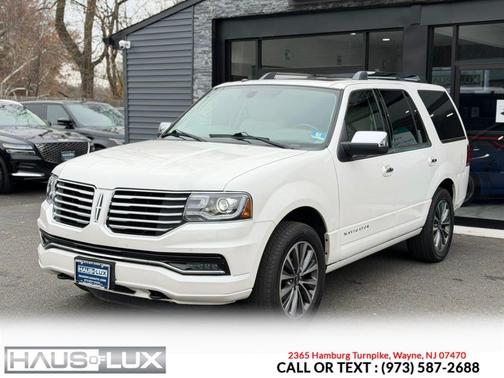 2017 Lincoln Navigator Select