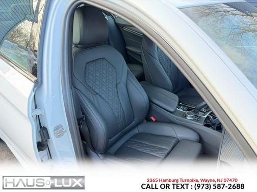 2022 BMW 530 i xDrive