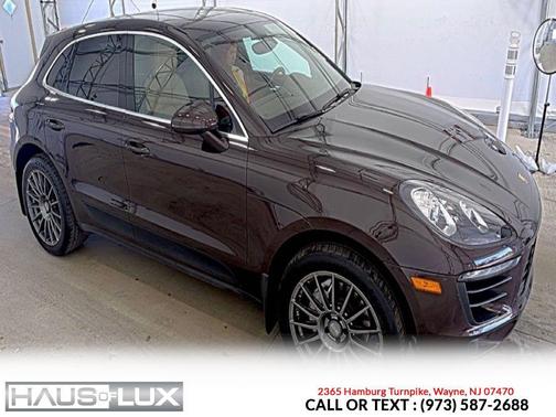 Mahogany Metallic 2017 Porsche Macan Macan