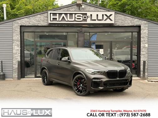 Black 2022 BMW X5 xDrive40i
