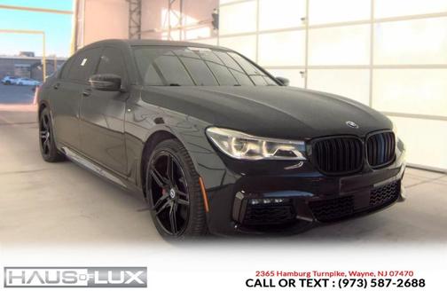 Black 2018 BMW 750 i xDrive