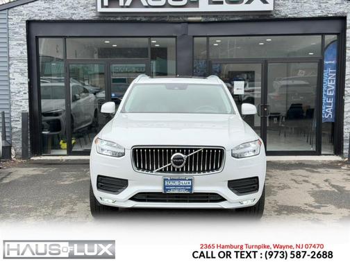 2020 Volvo XC90 T6 Momentum