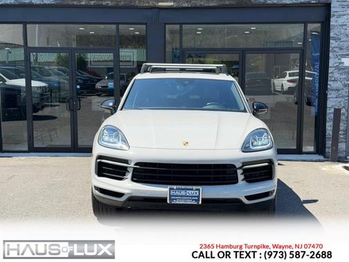 Chalk 2020 Porsche Cayenne Cayenne