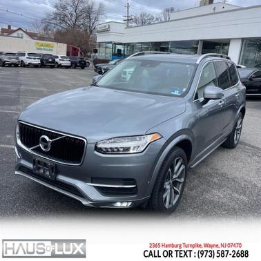 2018 Volvo XC90 T5 Momentum