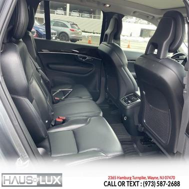 2018 Volvo XC90 T5 Momentum