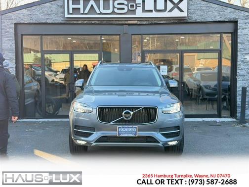2018 Volvo XC90 T5 Momentum