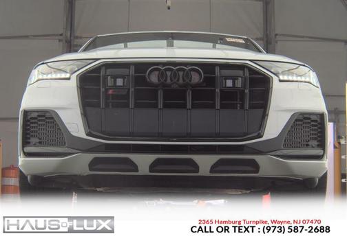 Glacier White Metallic 2021 Audi SQ7 4.0T Premium Plus