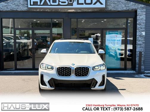 2023 BMW X4 xDrive30i