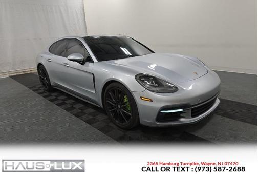Rhodium Silver Metallic 2018 Porsche Panamera 4