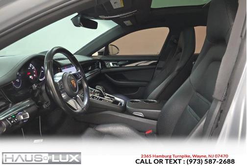 Rhodium Silver Metallic 2018 Porsche Panamera 4
