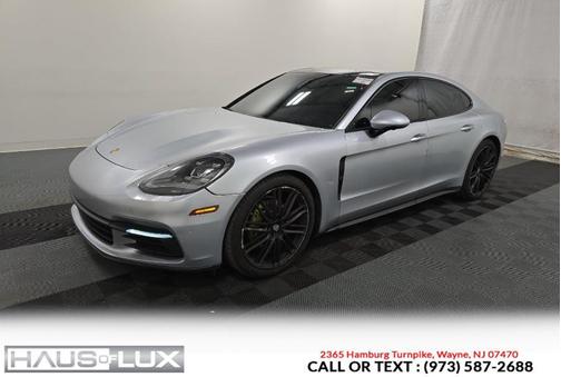 Rhodium Silver Metallic 2018 Porsche Panamera 4