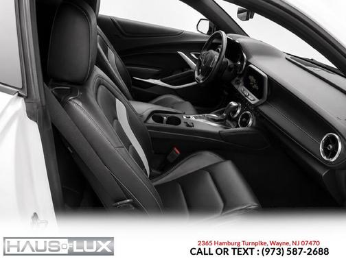 Summit White 2018 Chevrolet Camaro 2LT