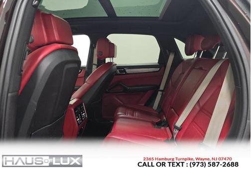 Mahogany Metallic 2023 Porsche Cayenne Platinum Edition