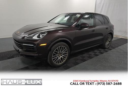 Mahogany Metallic 2023 Porsche Cayenne Platinum Edition