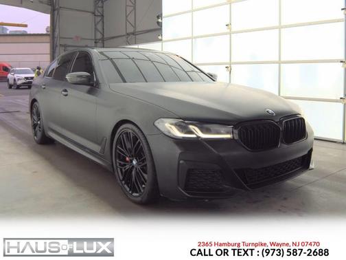 2022 BMW 530 i xDrive