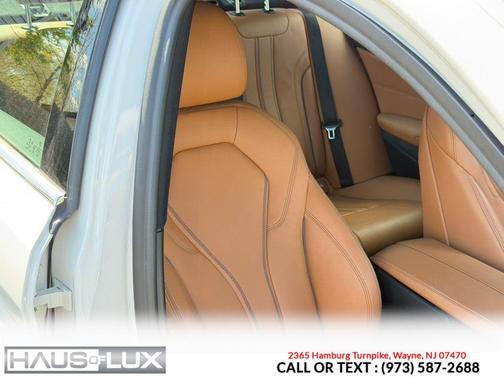 White 2019 BMW 530 xDrive