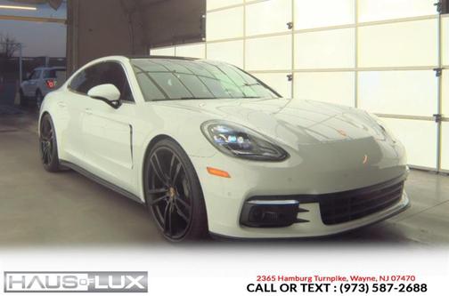 2017 Porsche Panamera 4S