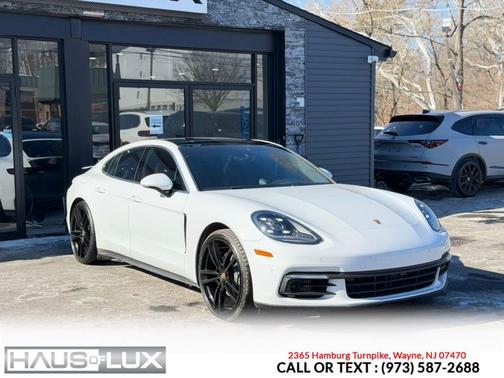 2017 Porsche Panamera 4S
