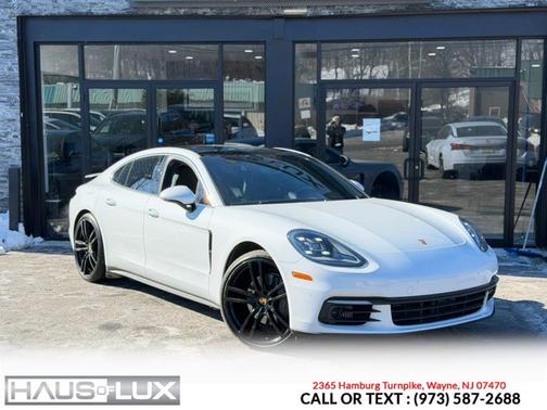 2017 Porsche Panamera 4S