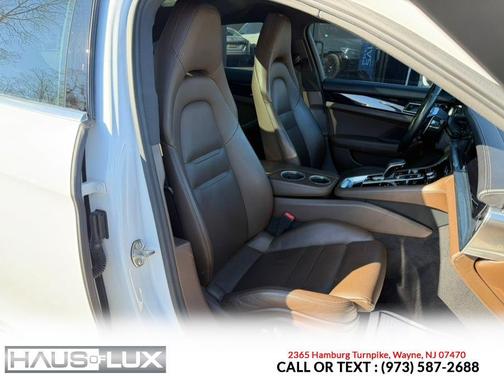 2017 Porsche Panamera 4S