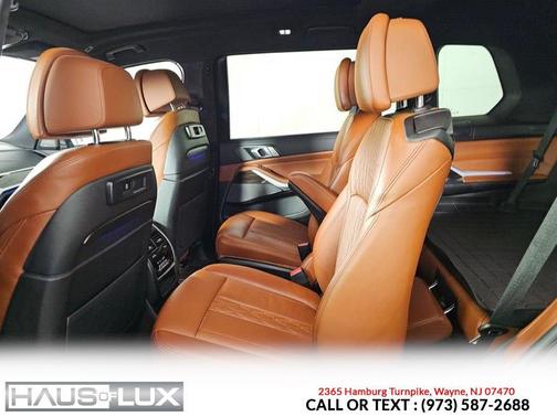 Carbon Black Metallic 2021 BMW X7 M50i