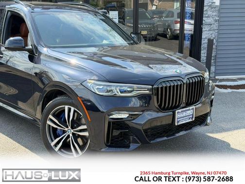 Carbon Black Metallic 2021 BMW X7 M50i
