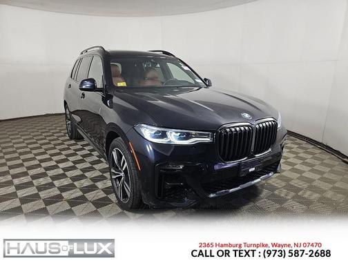 Carbon Black Metallic 2021 BMW X7 M50i