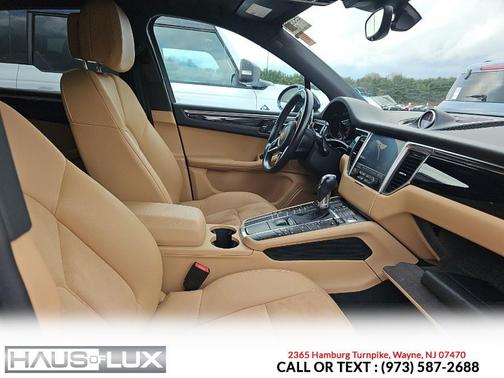 2018 Porsche Macan AWD