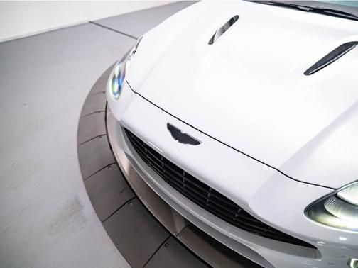 2022 Aston Martin DBX SUV