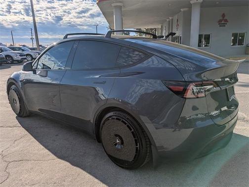 2022 Tesla Model Y Performance Dual Motor All-Wheel Drive